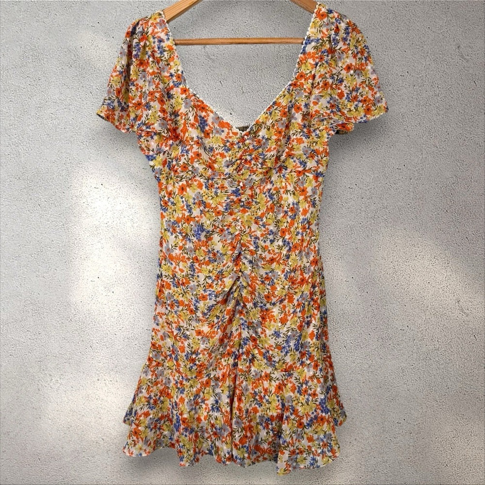 ASTR The Label So Smitten Mini Dress Floral Print Ruched Front Size M - Picture 4 of 7